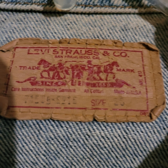 Levis trucker jacket vintage with military NAF patch. - Picture 5 of 5